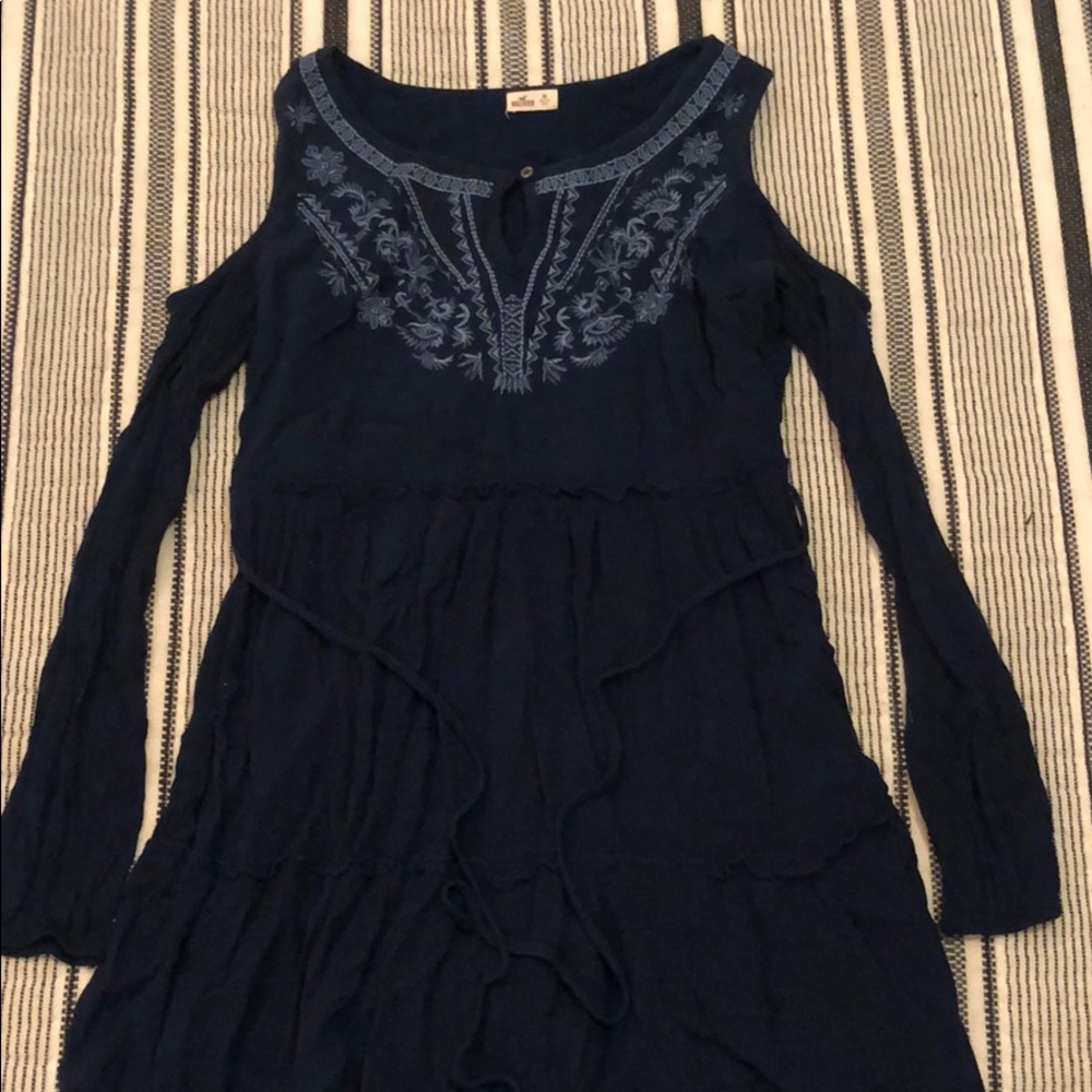 blue dress